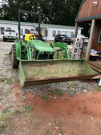 2016 John Deere 3038E