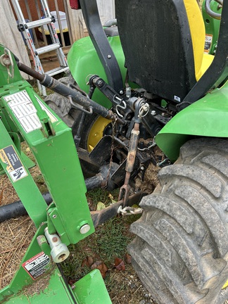 2016 John Deere 3038E