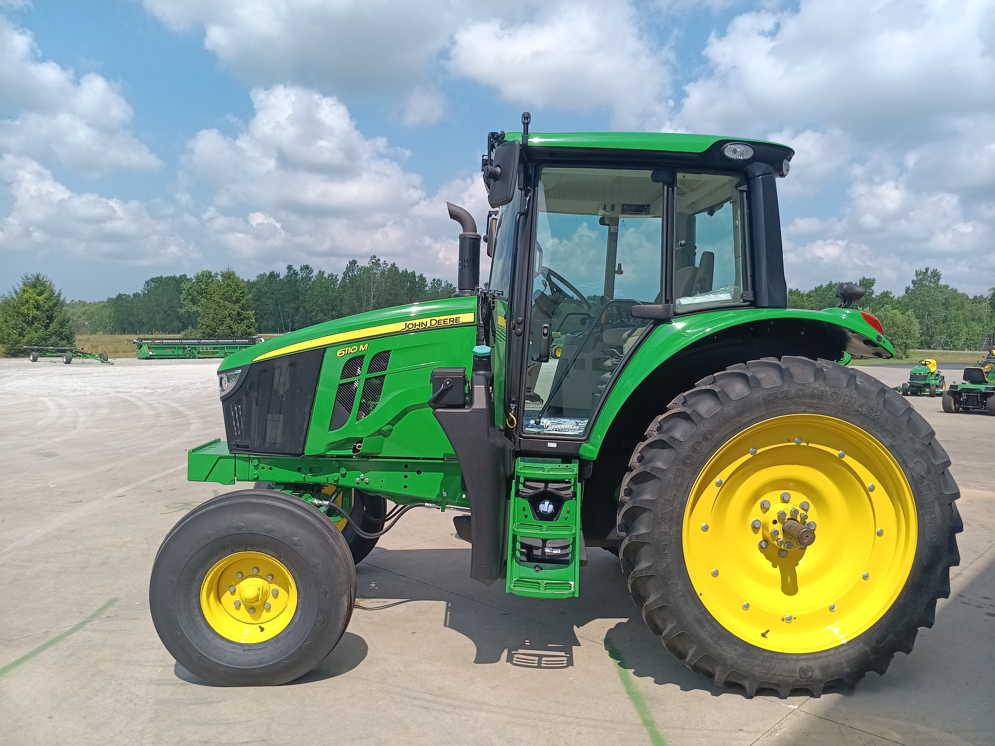2023 John Deere 6110M Image 5