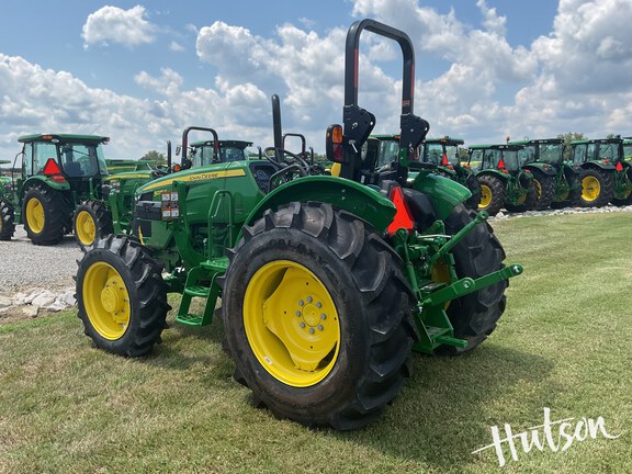 Photo of 2024 John Deere 5075E