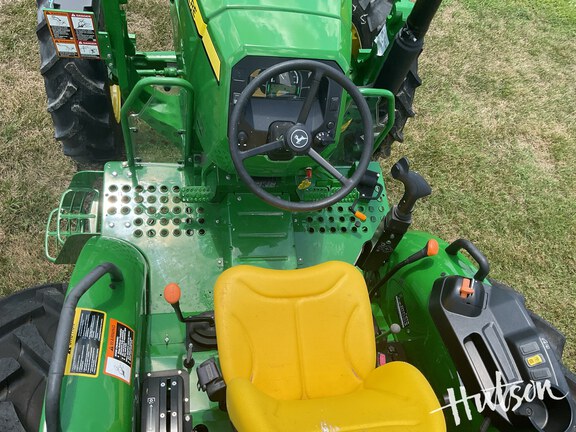 Photo of 2024 John Deere 5075E