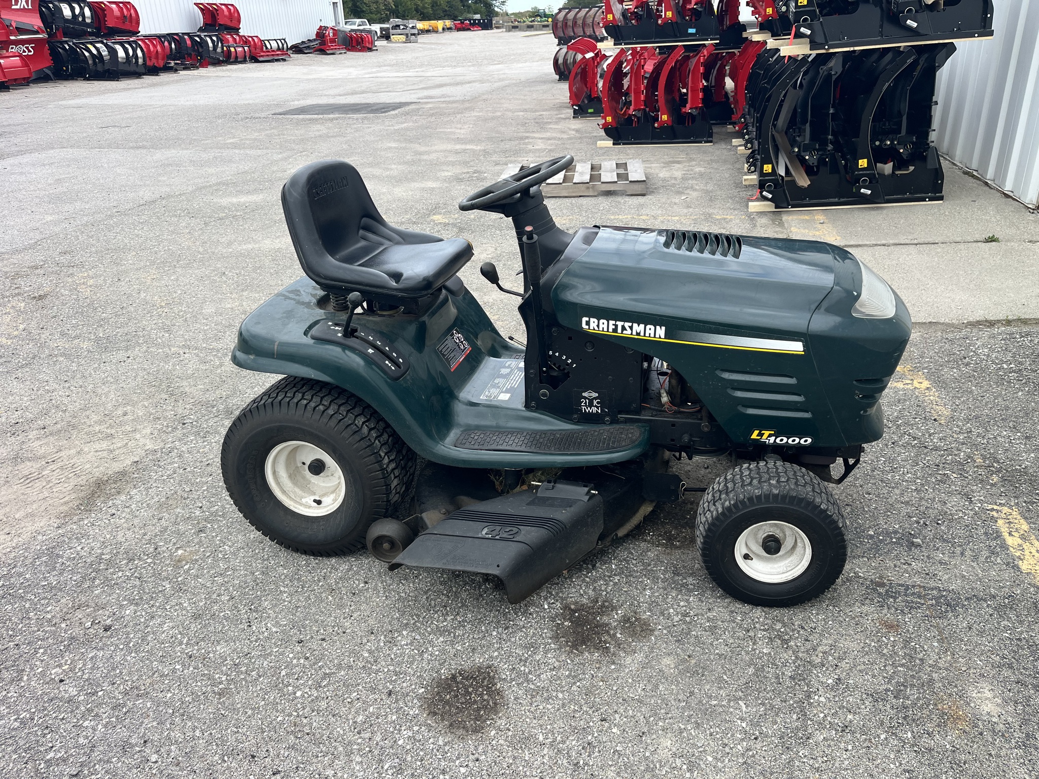 2001 Craftsman LT1000 Image 4