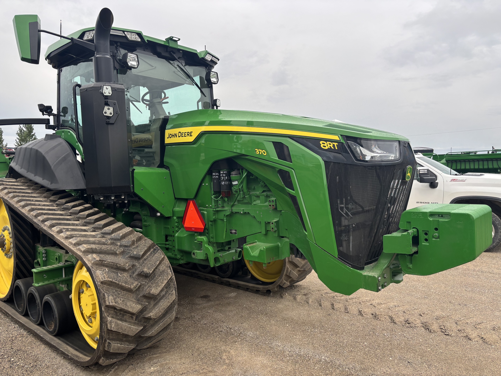 2022 John Deere 8RT 370 Image 1