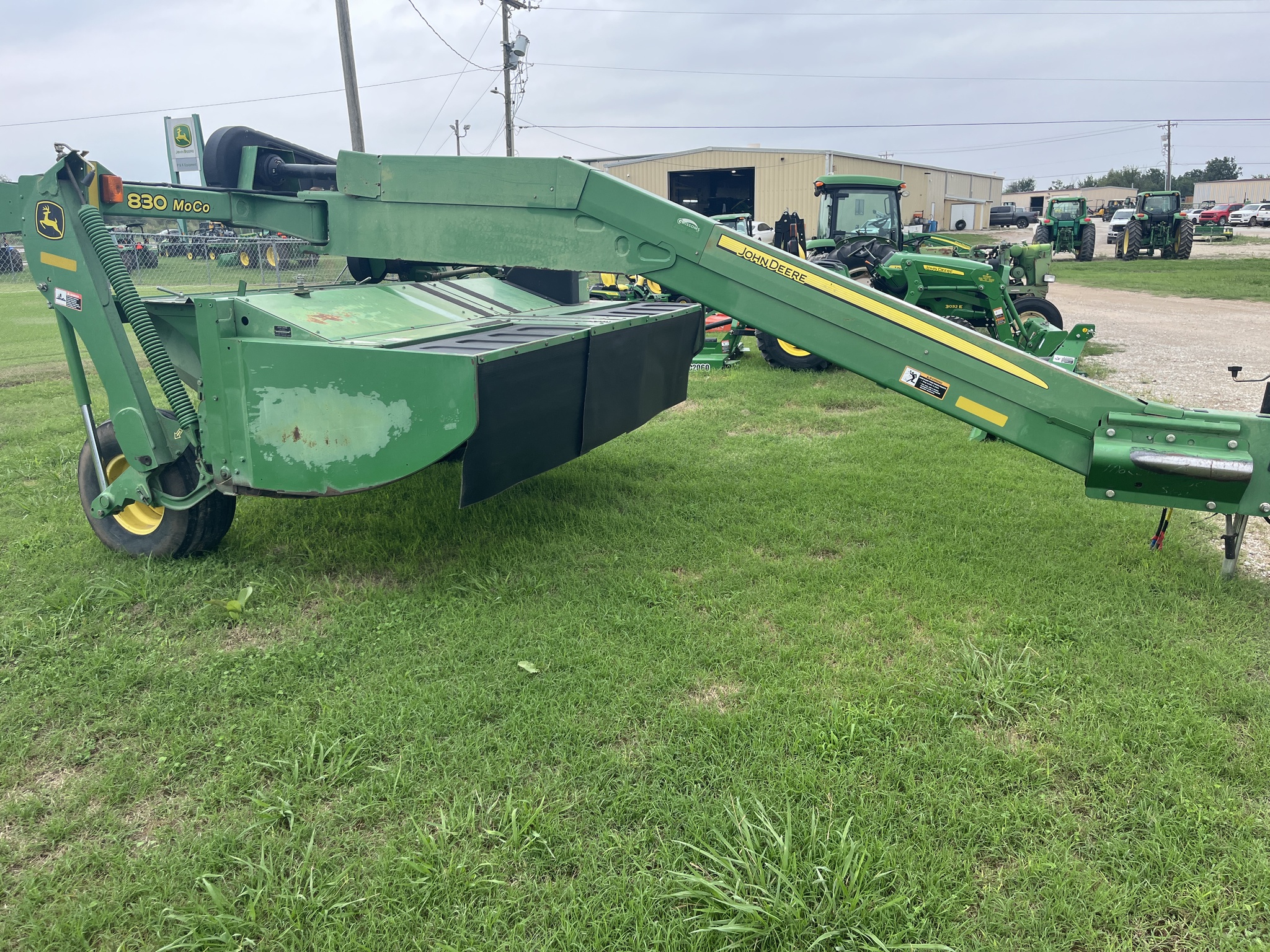 2009 John Deere 830 Image 4