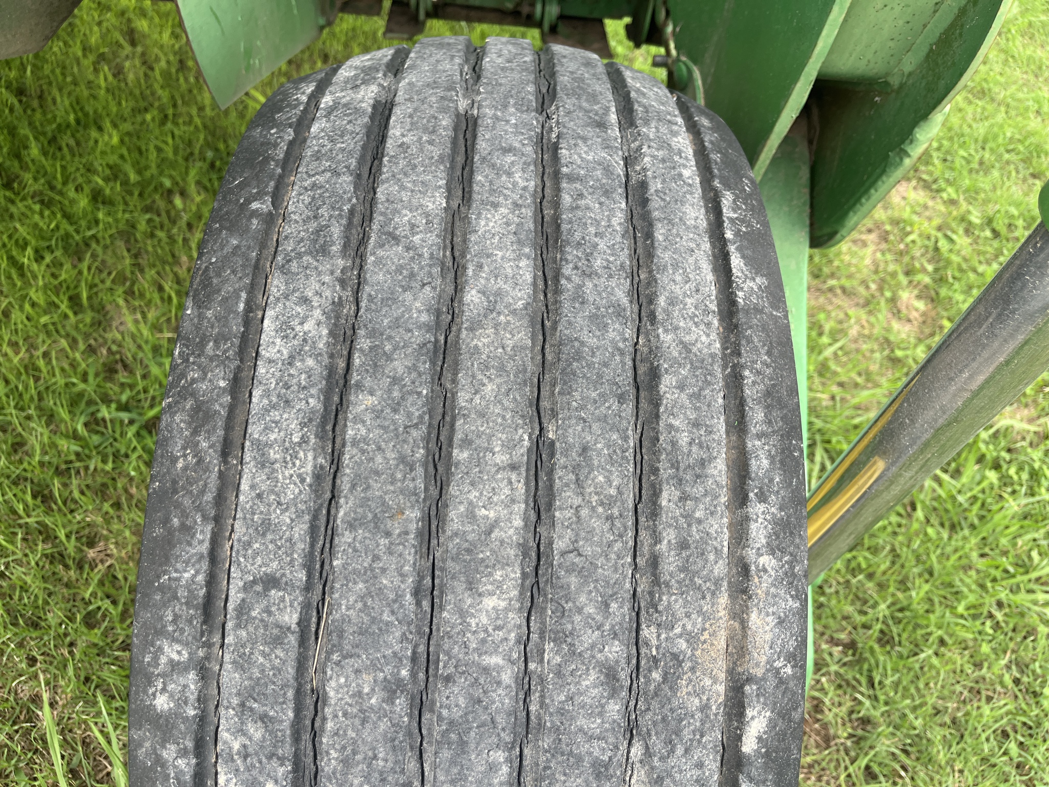 2009 John Deere 830 Image 8