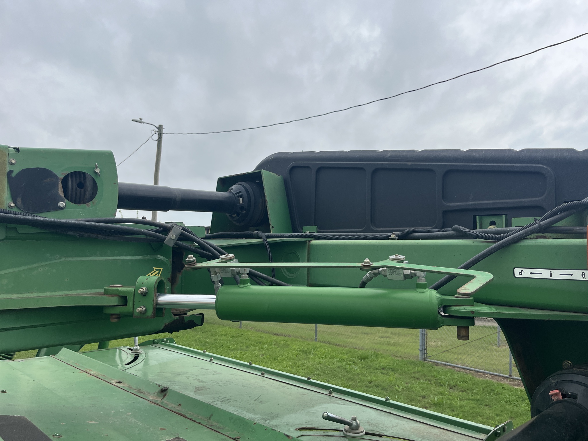 2009 John Deere 830 Image 13