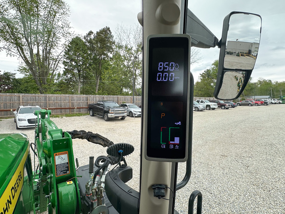2025 John-Deere 6R 155