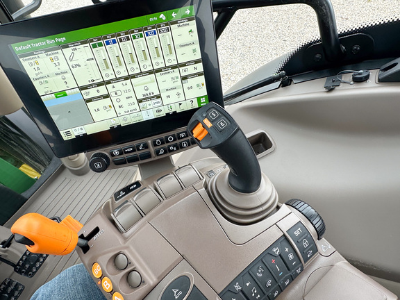 2025 John-Deere 6R 155