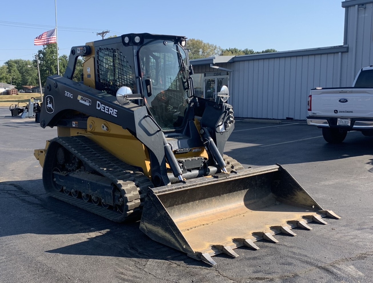 2020 John Deere 331G Image 1
