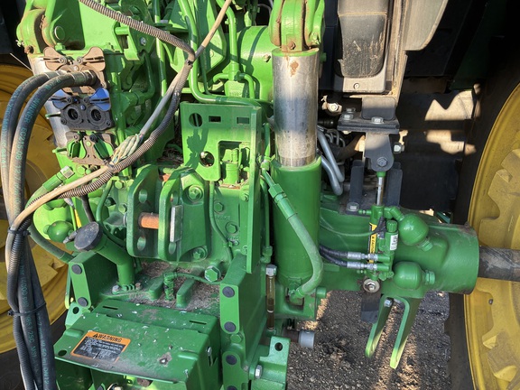 2022 John Deere 6155R (12th thumbnail)