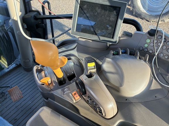 2022 John Deere 6155R (15th thumbnail)