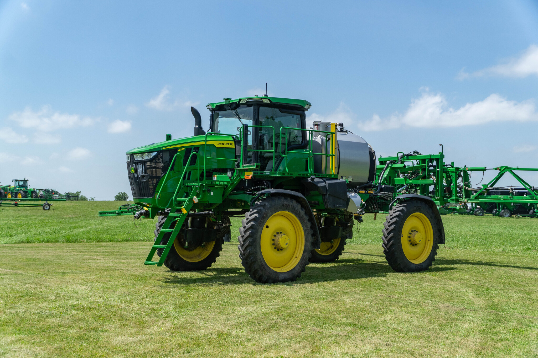 Used 2022 John Deere 410R Self Propelled Sprayers at Koenig Equipment in Anna, OH - PhotoXL0