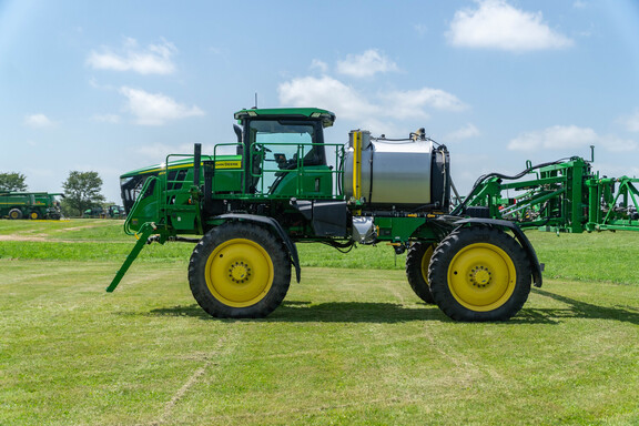 Used 2022 John Deere 410R Self Propelled Sprayers at Koenig Equipment in Anna, OH - Photo1