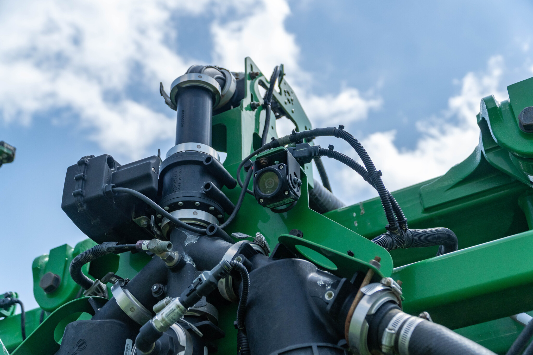 Used 2022 John Deere 410R Self Propelled Sprayers at Koenig Equipment in Anna, OH - PhotoXL30