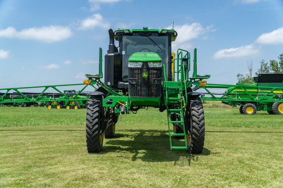 Used 2022 John Deere 410R Self Propelled Sprayers at Koenig Equipment in Anna, OH - Photo7
