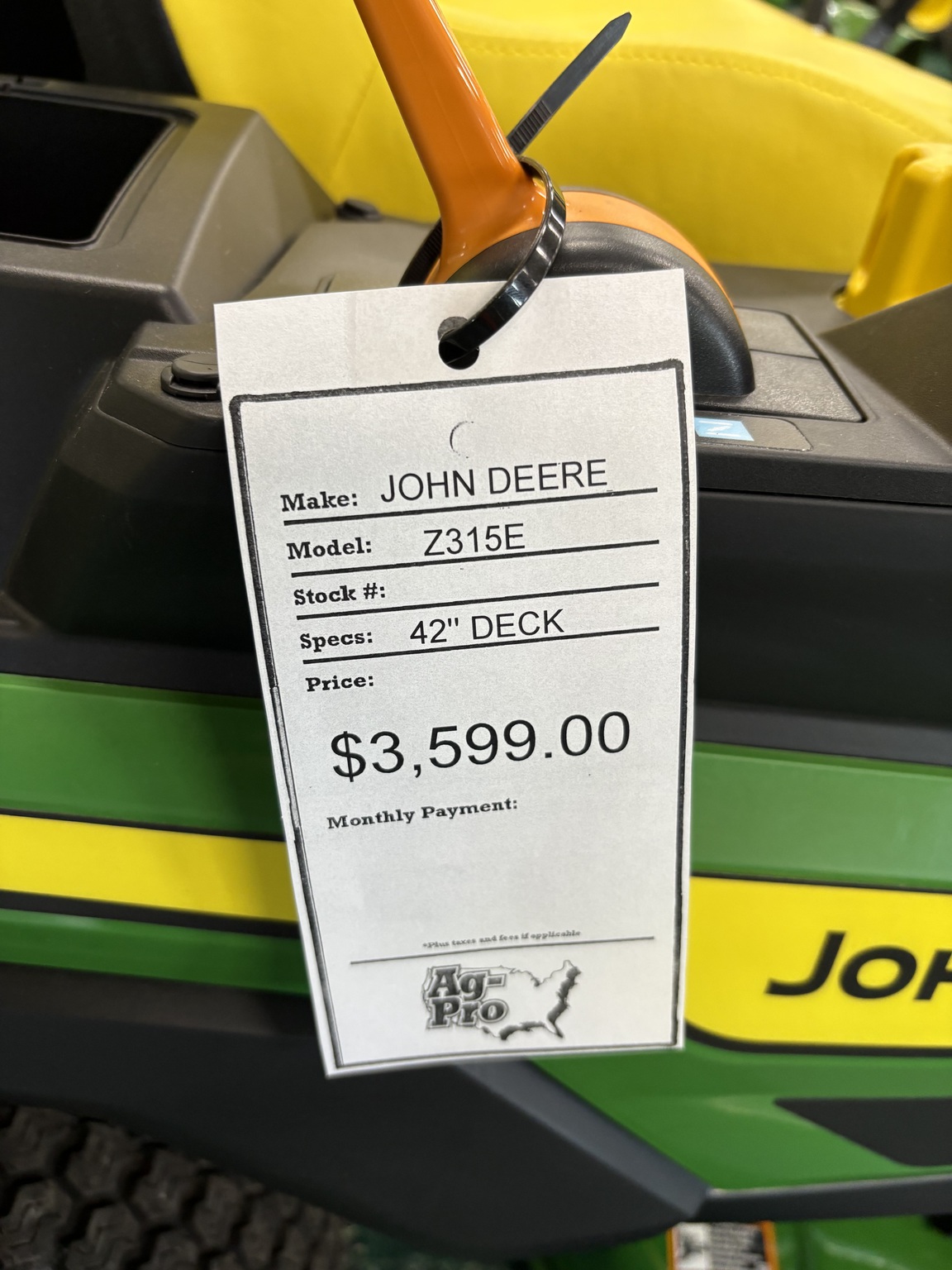 2025 John Deere Z315E Image 2