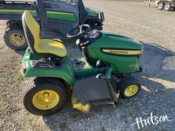 Photo of 2011 John Deere X540