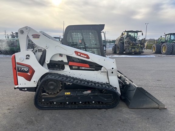 Used 2023 Bobcat T770 Compact Track Loaders at Horizon Ag & Turf in Lloydminster, AB - Photo2