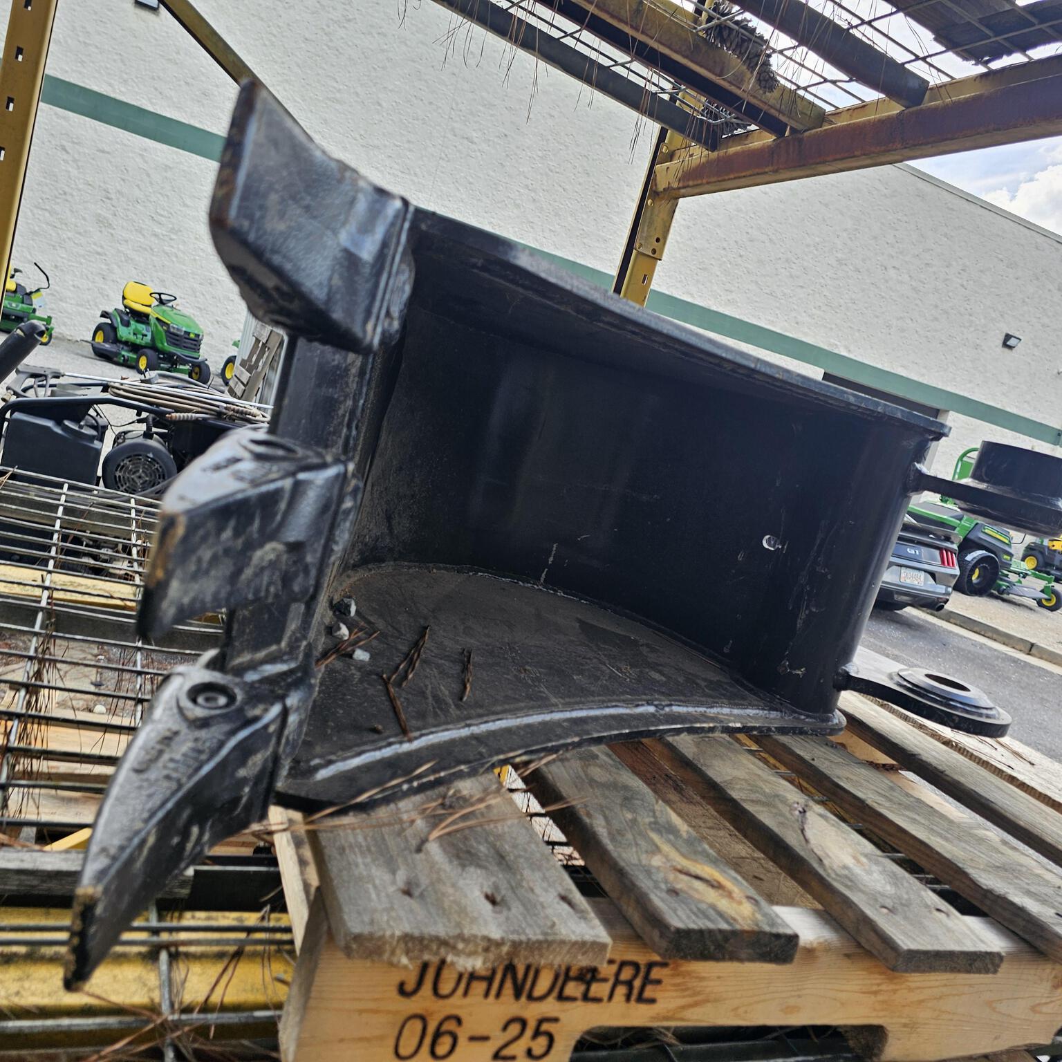 2025 John Deere BYT11911 Image 4
