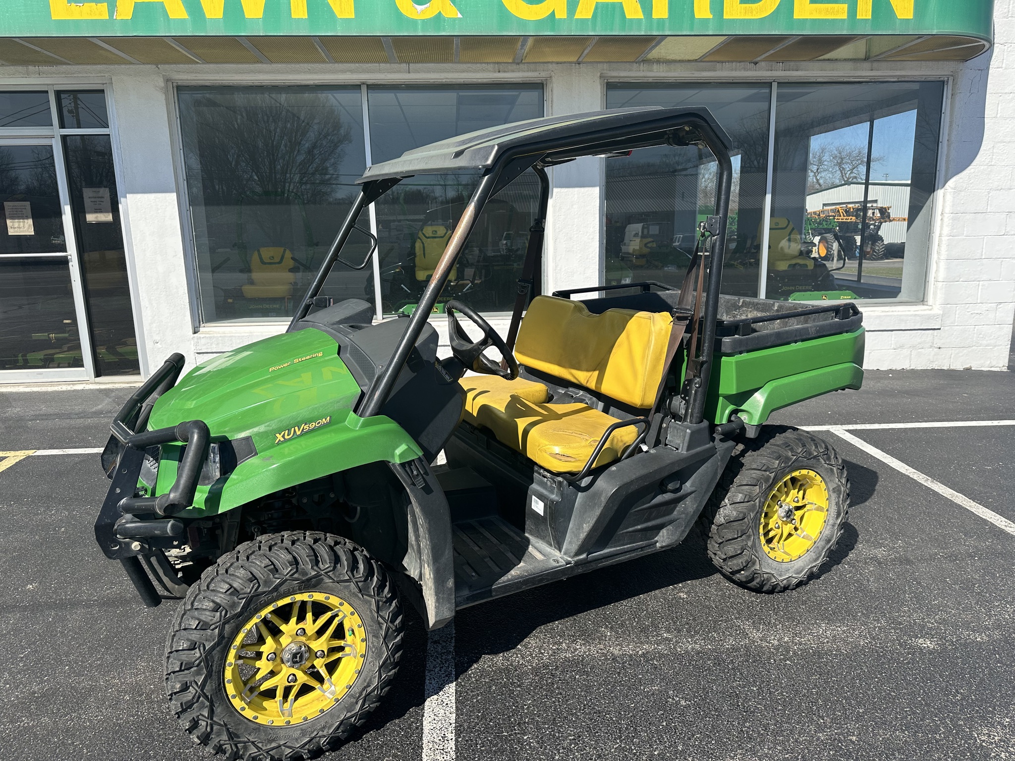 2018 John Deere XUV 590M Image 10