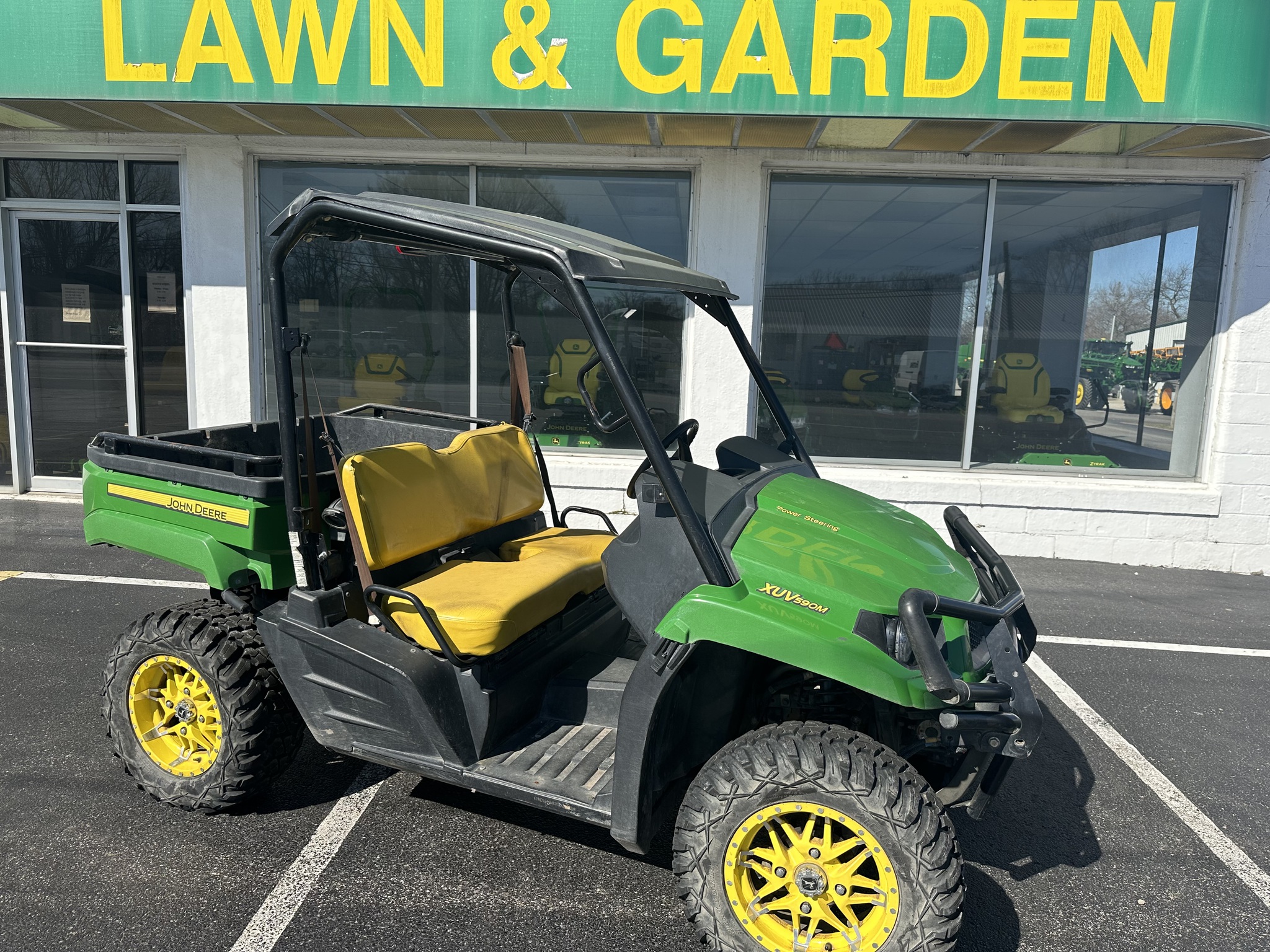 2018 John Deere XUV 590M Image 3