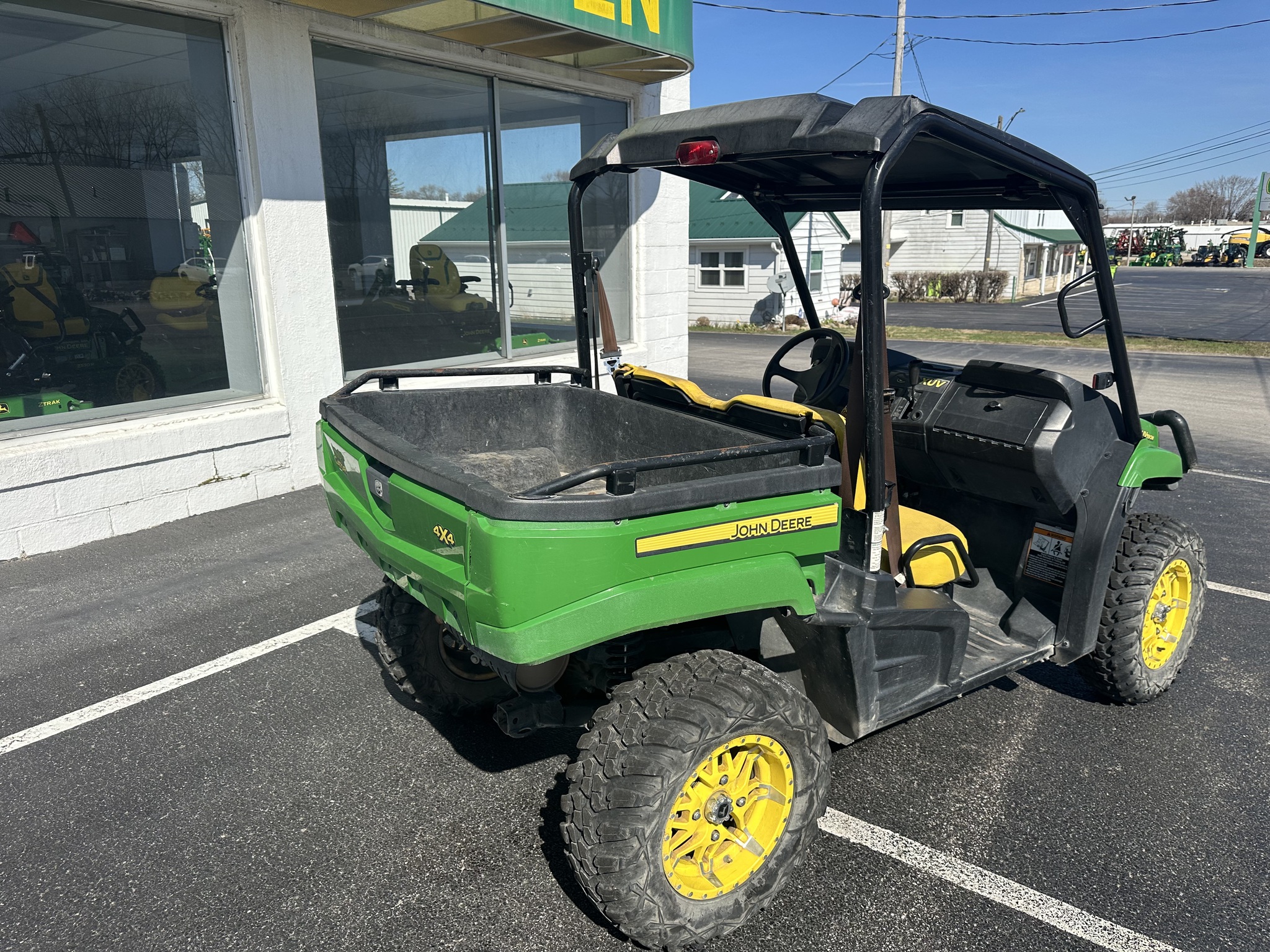 2018 John Deere XUV 590M Image 6