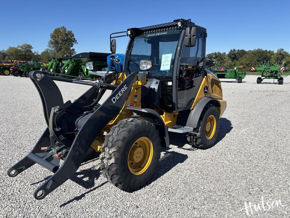 Photo of 2024 John Deere 184 G