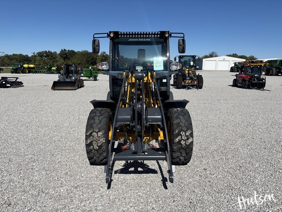 Photo of 2024 John Deere 184 G