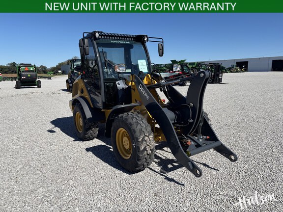 Photo of 2024 John Deere 184 G