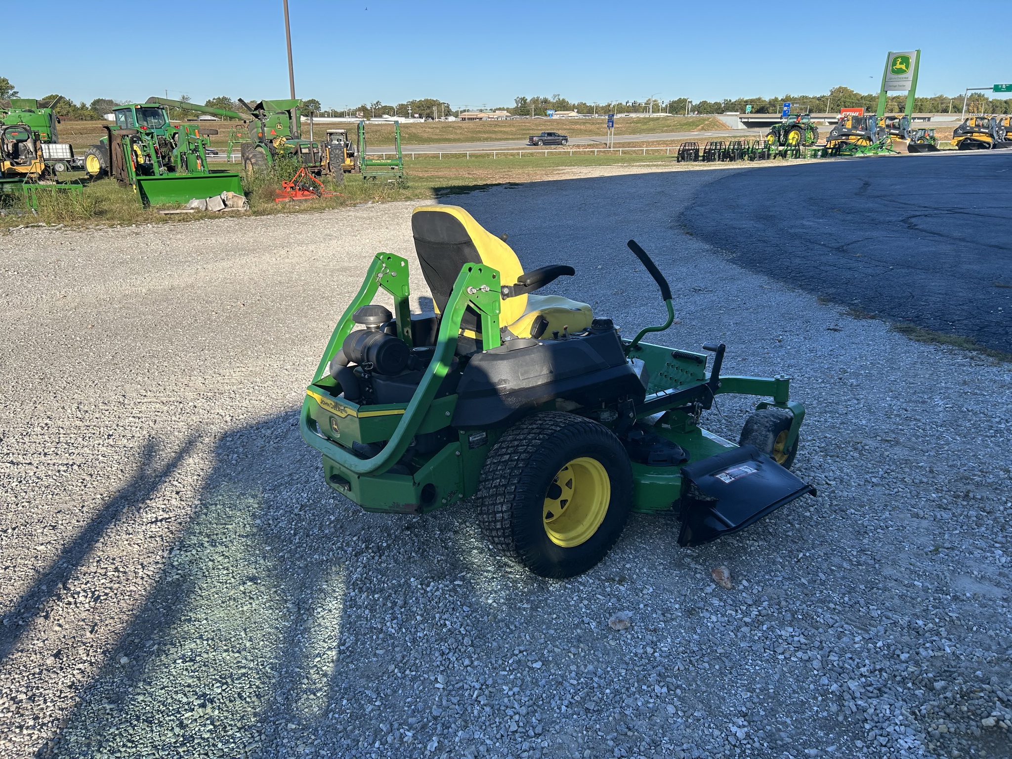  2021 John Deere Z740R at Heritage Tractor in Joplin, MO