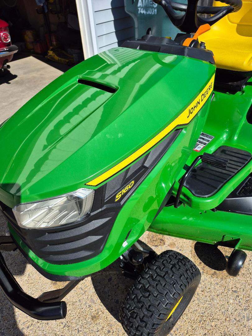 2023 John Deere S160 Image 1
