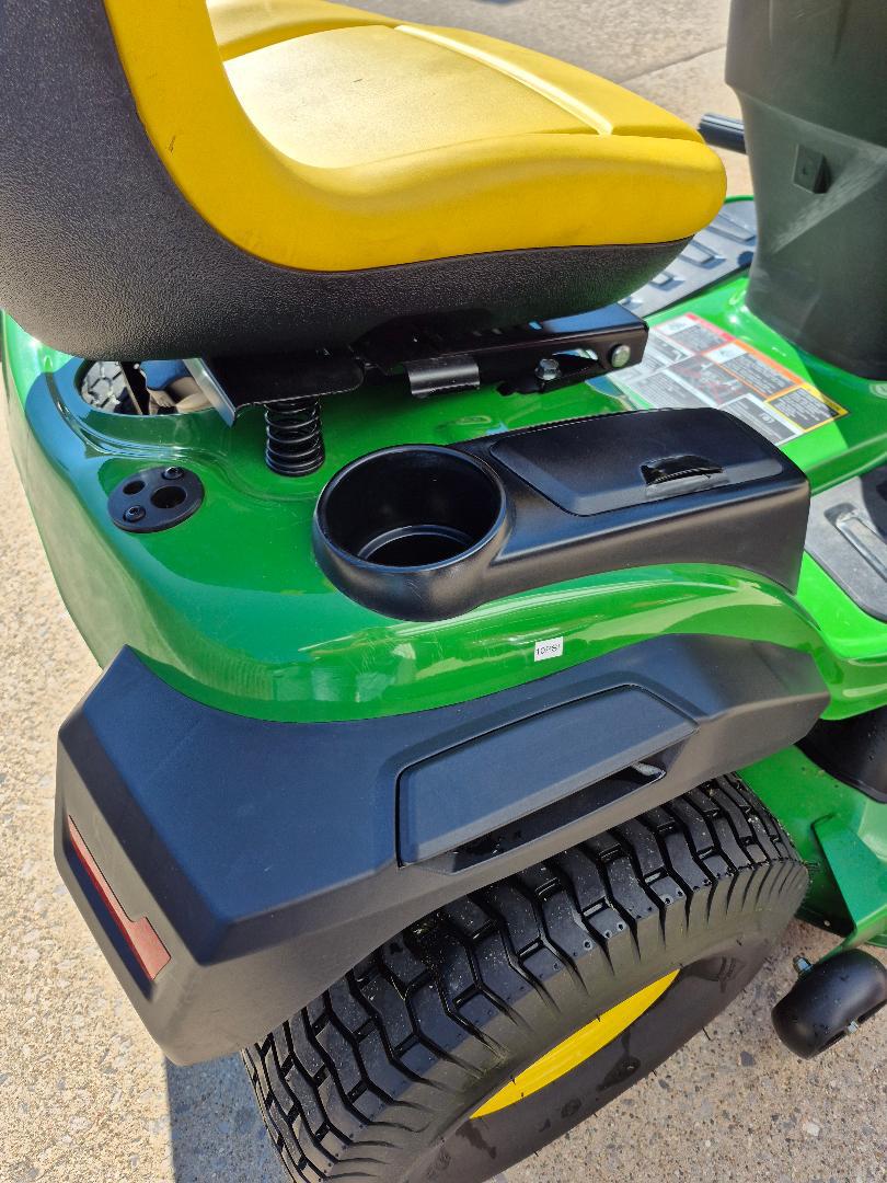 2023 John Deere S160 Image 8