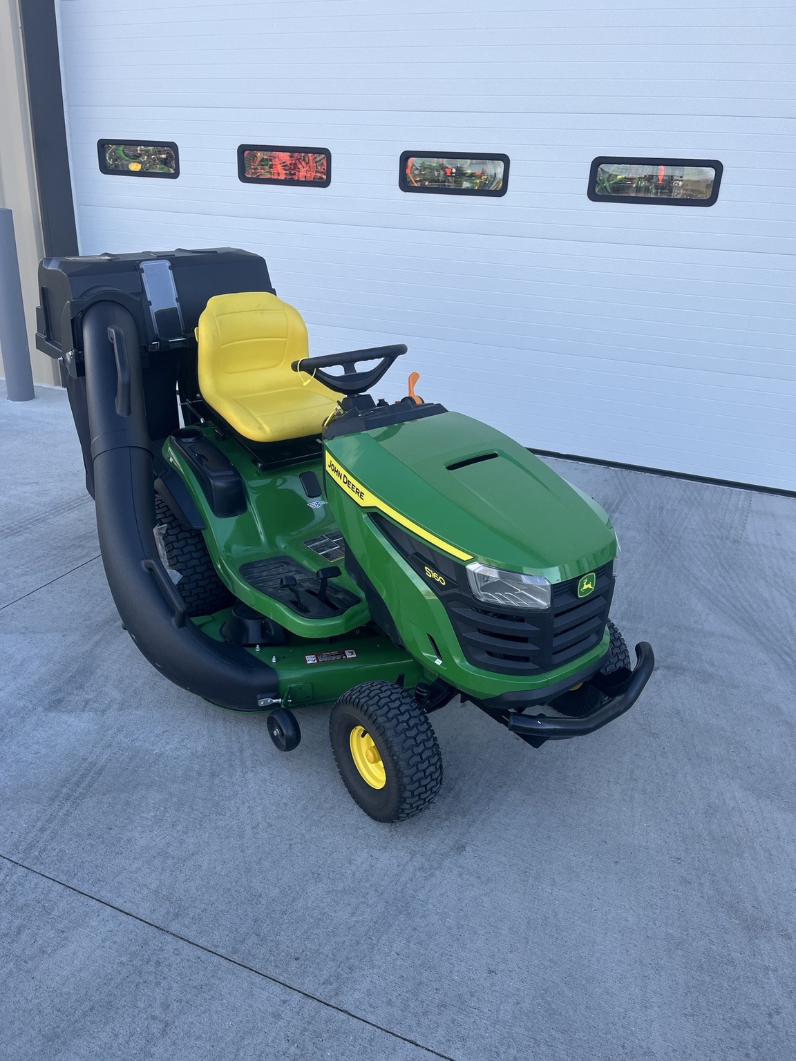 2023 John Deere S160 Image 1