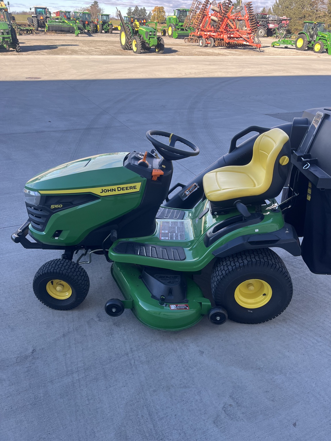 2023 John Deere S160 Image 4