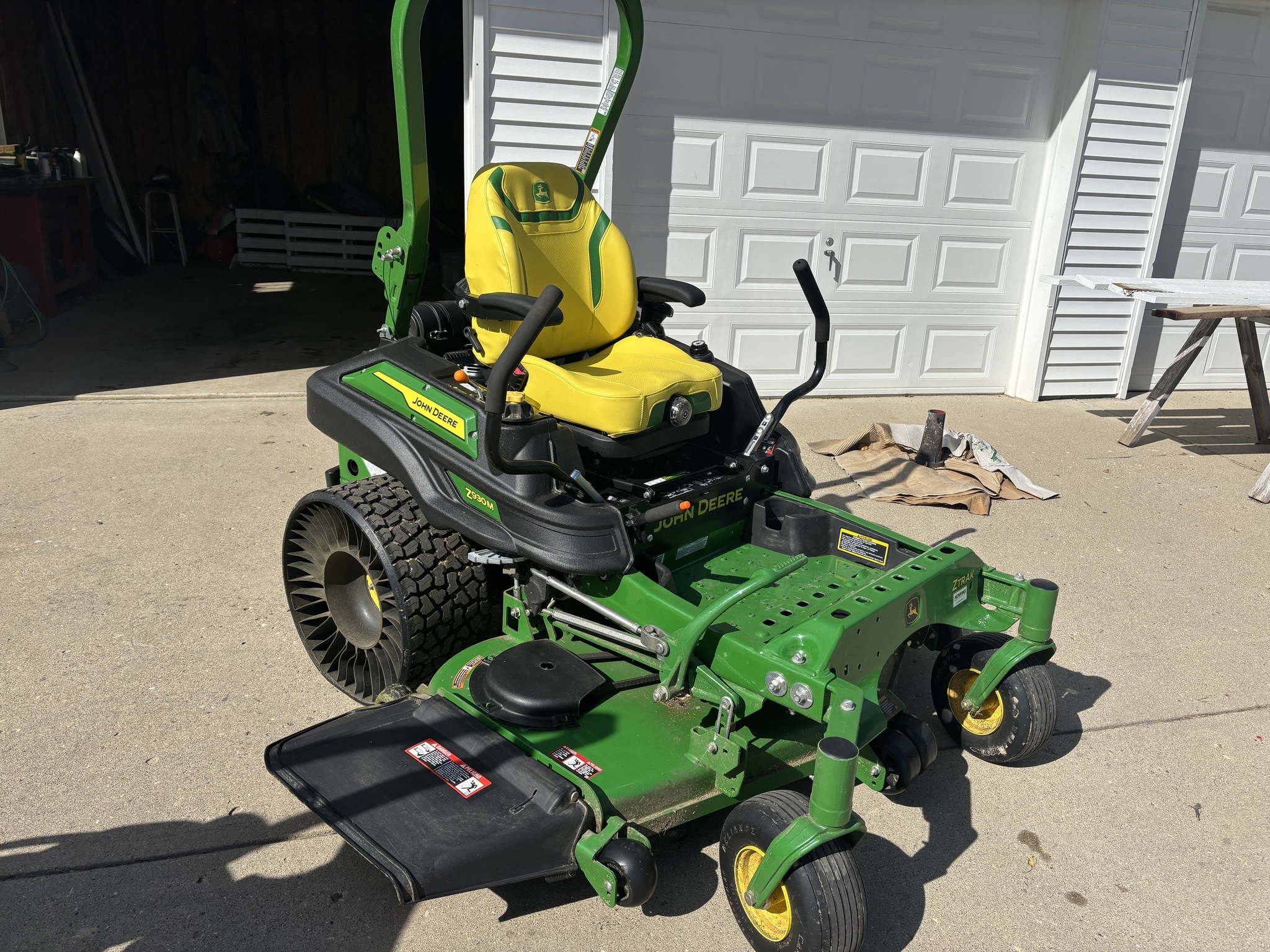 Used 2025 John Deere Z930M Zero Turn Mowers at Koenig Equipment in Franklin, IN - PhotoXL0