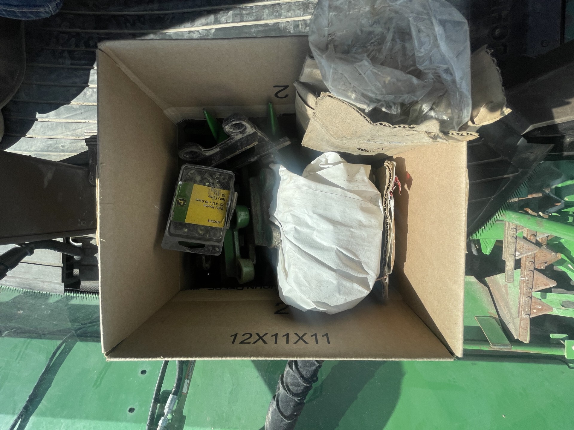 2010 John Deere A400 Image 32