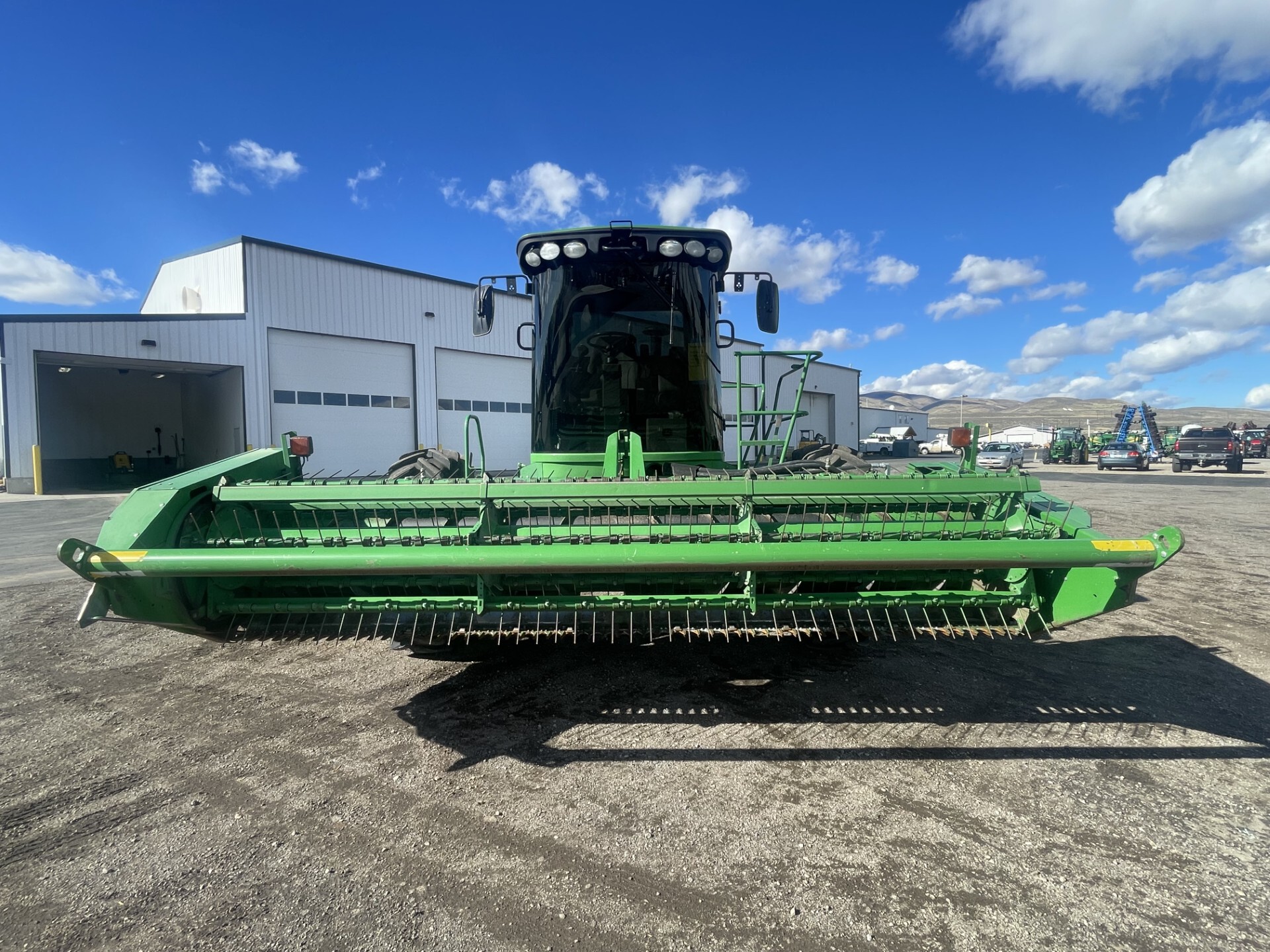 2010 John Deere A400 Image 2