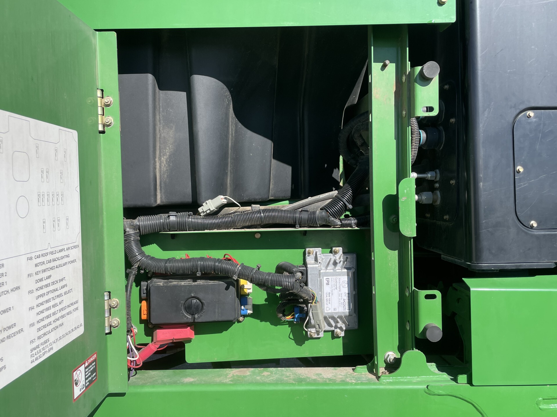 2010 John Deere A400 Image 19