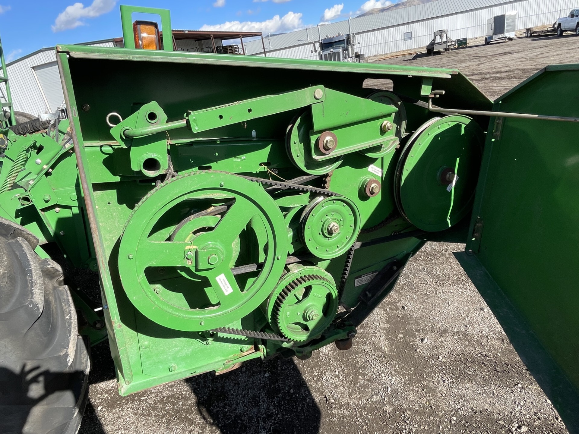 2010 John Deere A400 Image 14