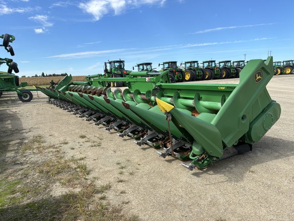  John Deere C16F