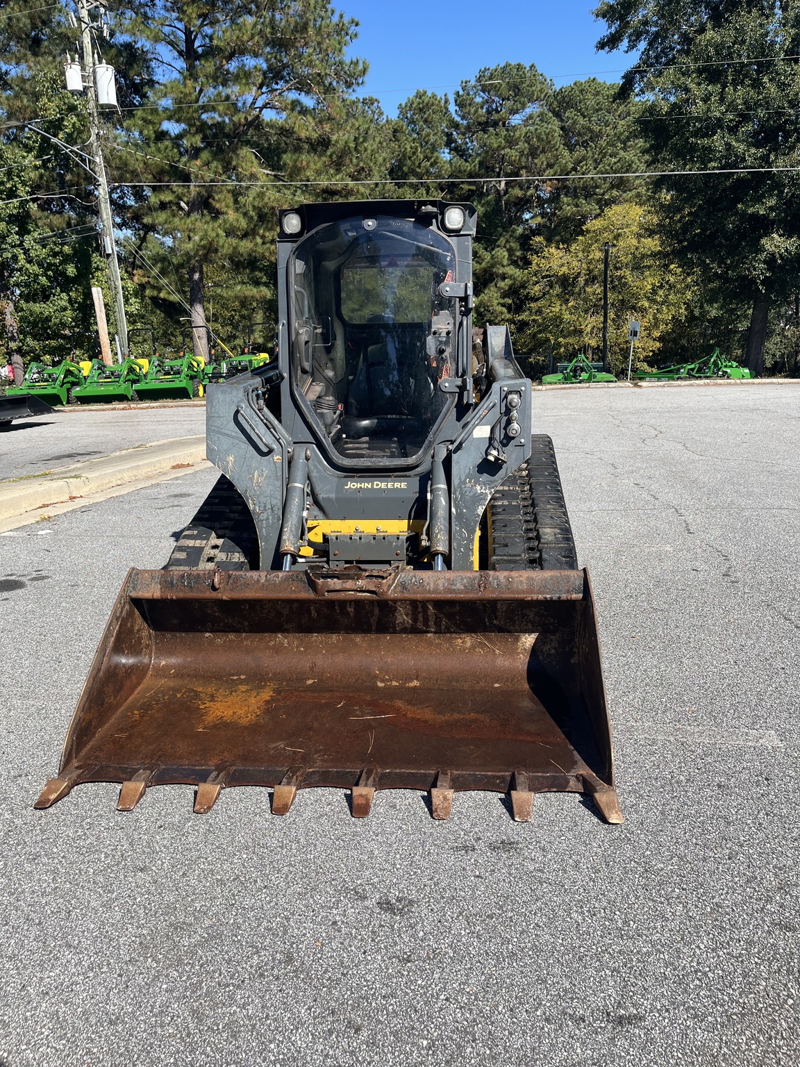 2018 John Deere 325G Image 2