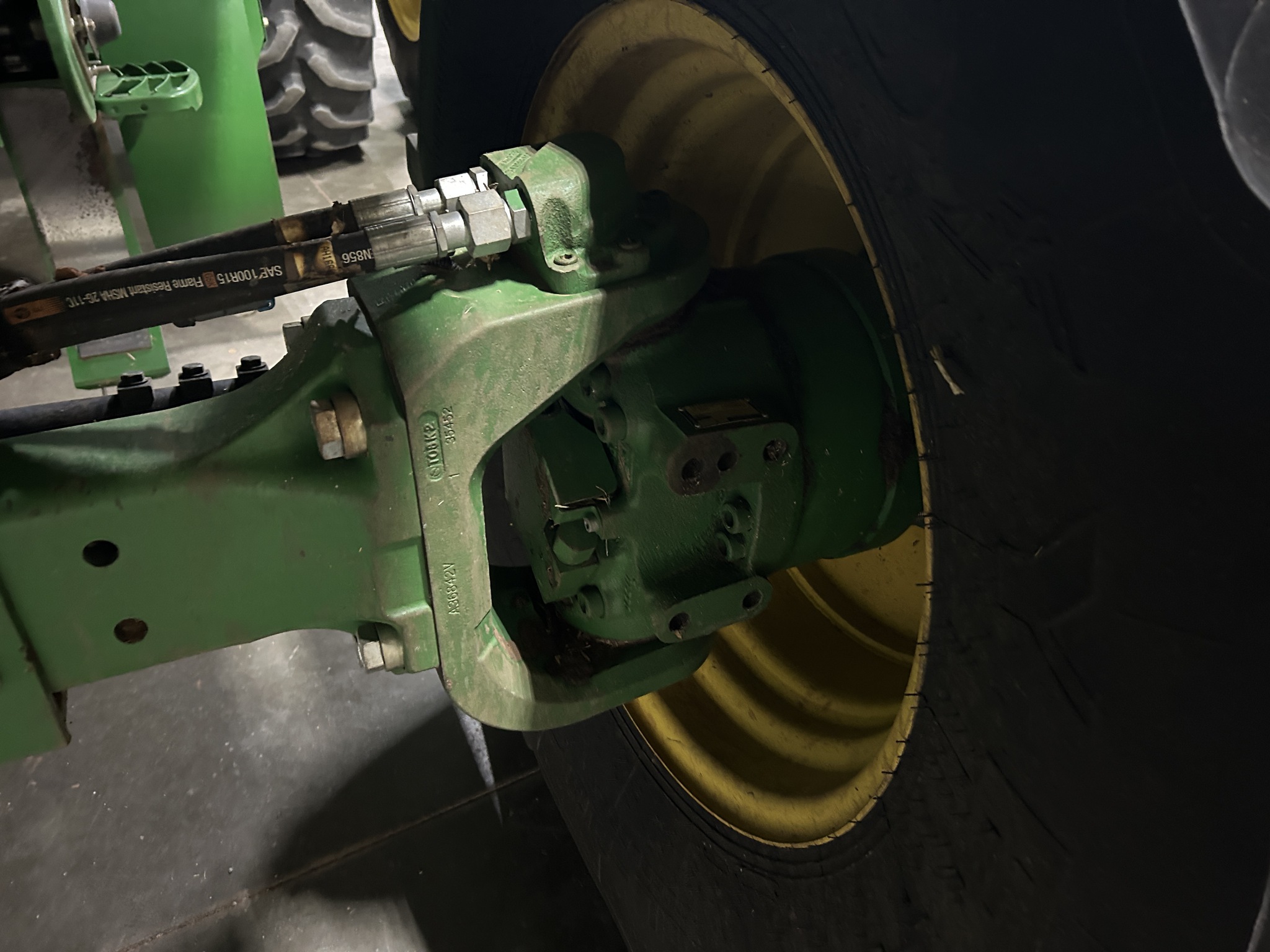 2013 John Deere S670 Image 6