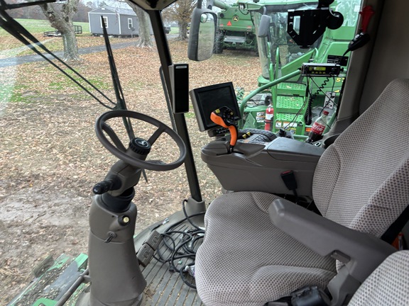 Photo of 2019 John Deere S790