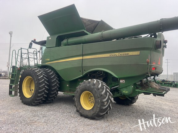 Photo of 2019 John Deere S790