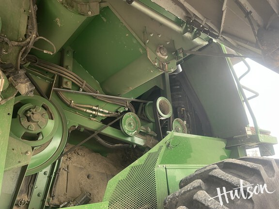 Photo of 2019 John Deere S790