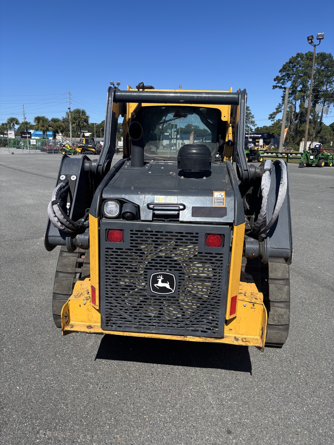 2023 John Deere 325G Image 3