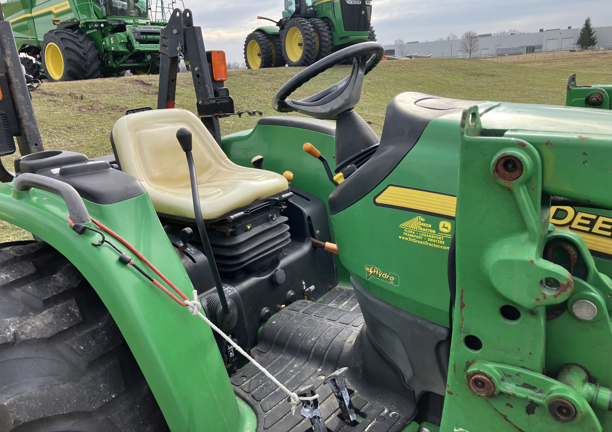 2006 John Deere 4720 Image 8