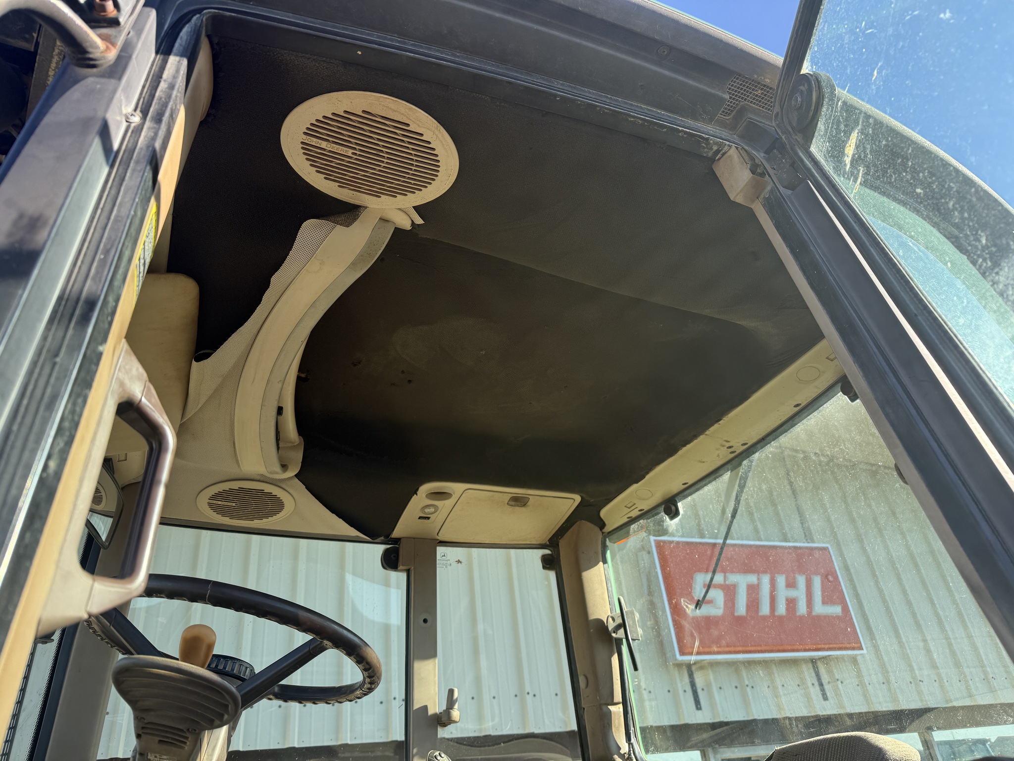 2006 John Deere 6420 Image 4