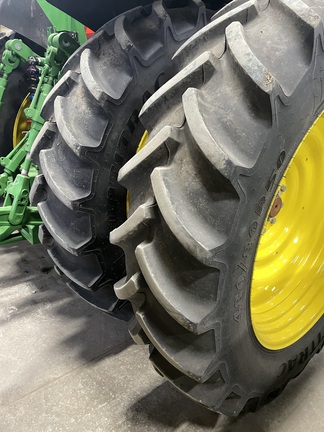 2025 John Deere 8R 410 - Photo10