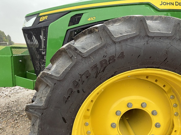2025 John Deere 8R 410 - Photo10